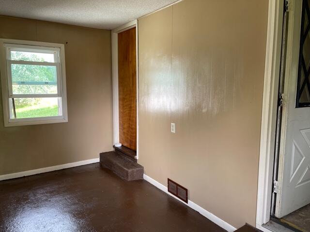 10237 East 64th Street Reed City, MI 49677 - Photo 4 of 22 IMG_6261