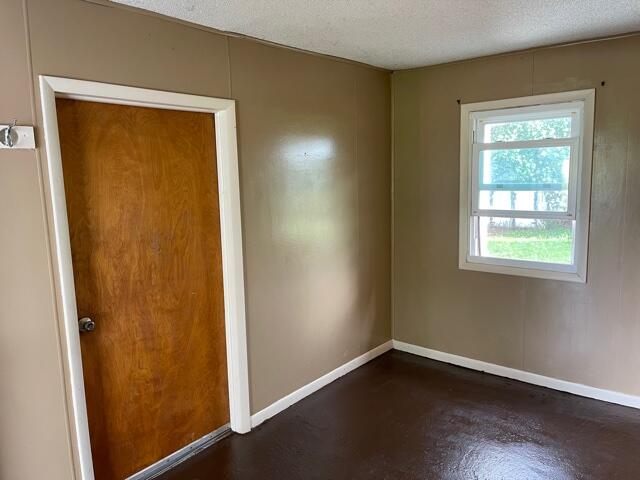 10237 East 64th Street Reed City, MI 49677 - Photo 5 of 22 IMG_6262