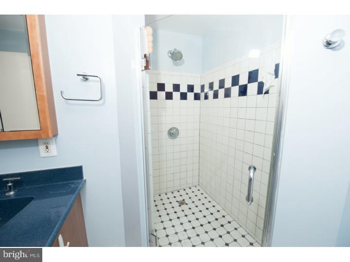 1811 Pemberton Street Philadelphia, PA 19146 - Photo 16 of 20