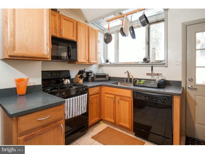 1811 Pemberton Street Philadelphia, PA 19146 - Photo 7 of 20