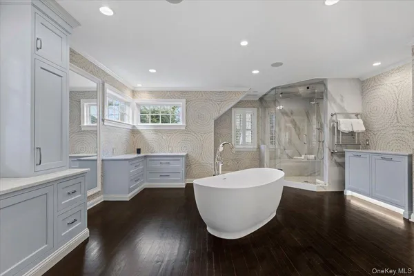 $4,975,000 | 10 Hickory Drive, Rye, NY 10580