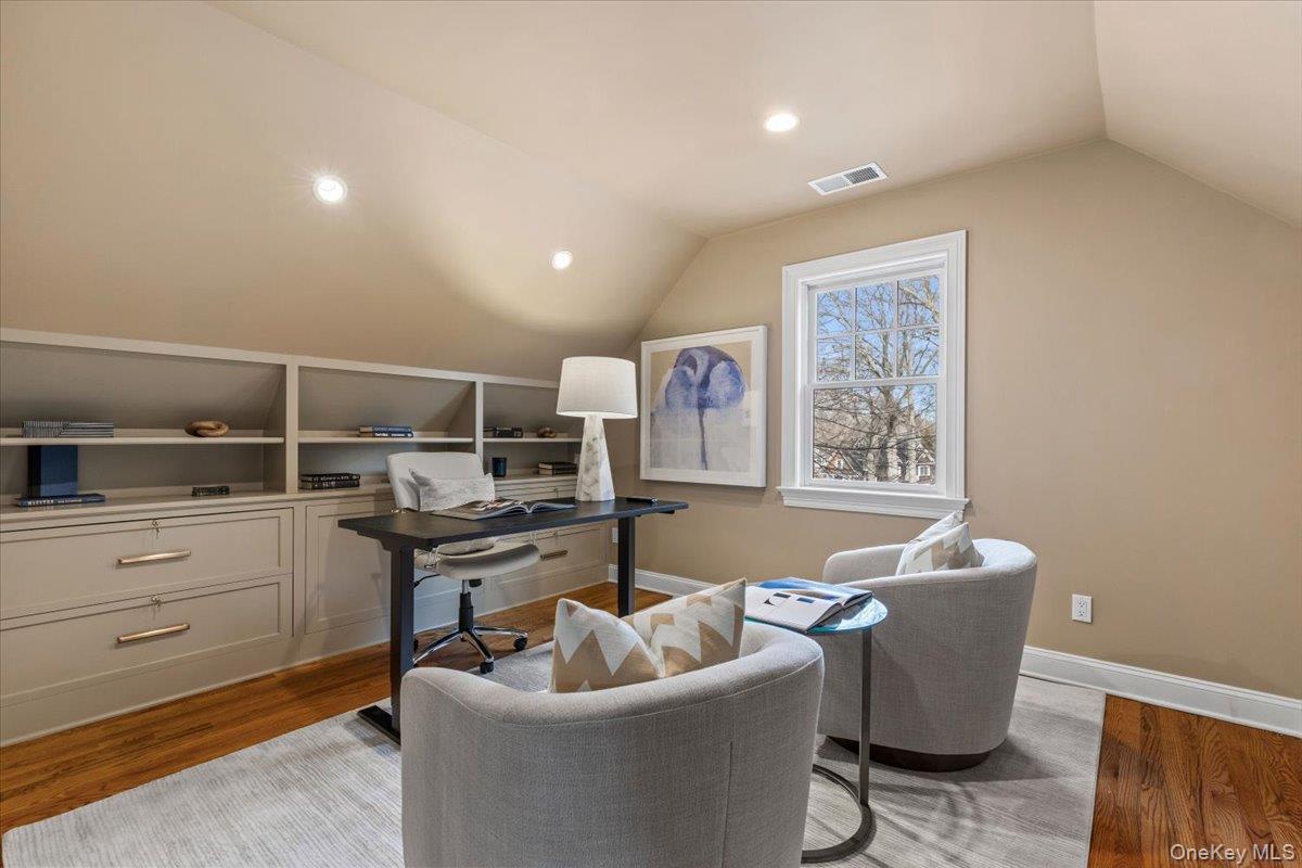 10 Hickory Drive Rye, NY 10580 - Photo 19 of 29