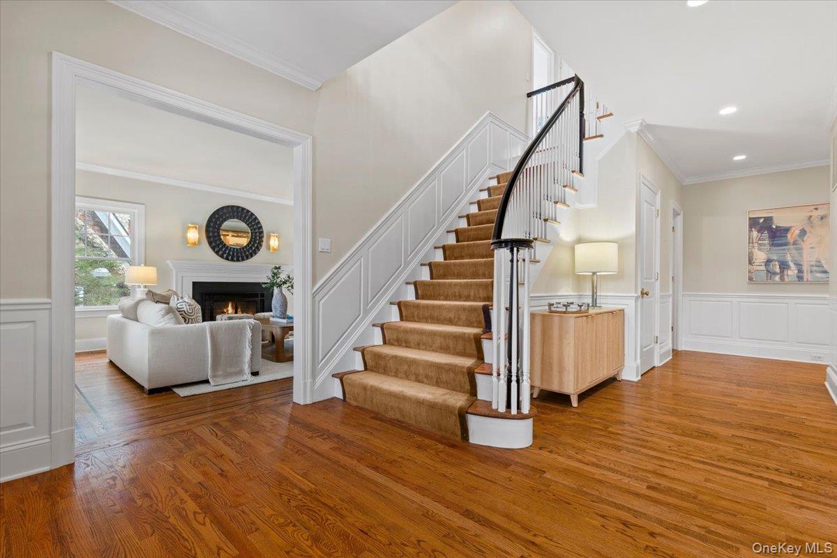 10 Hickory Drive Rye, NY 10580 - Photo 2 of 29