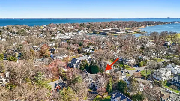 $4,975,000 | 10 Hickory Drive, Rye, NY 10580