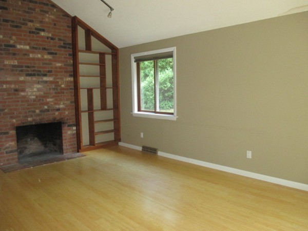 231 Sawmill Road West Springfield, MA 01089 - Photo 7 of 17