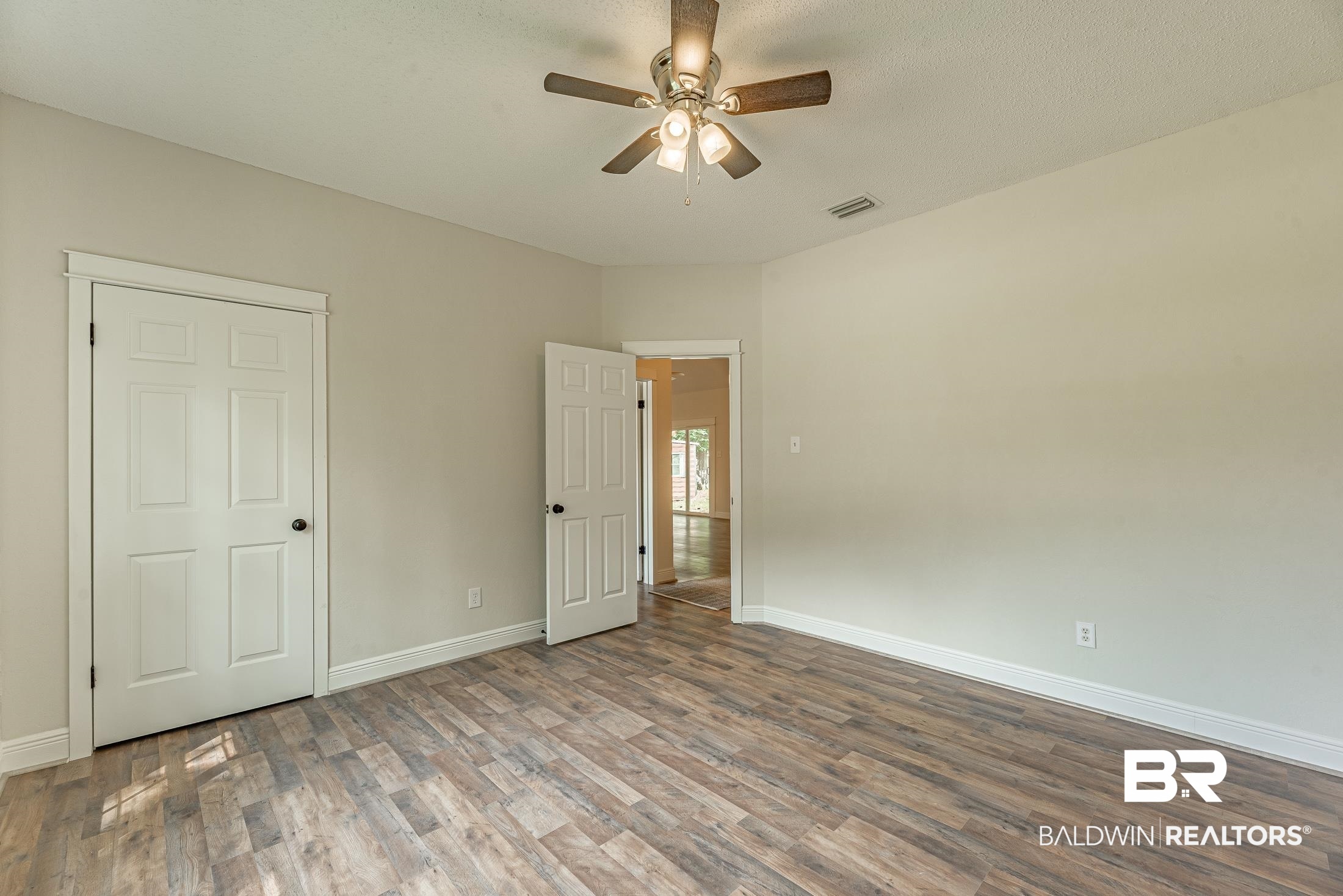 486 Ridgewood Drive Daphne, AL 36526 - Photo 32 of 33