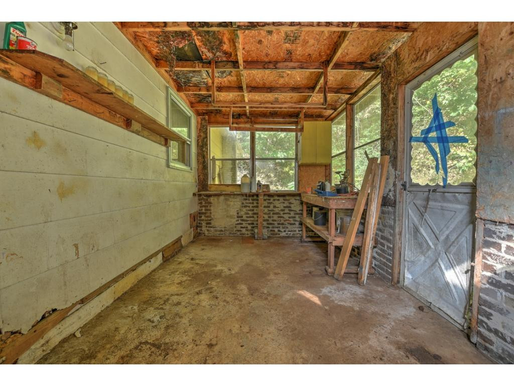 239 Chinquapin Road Erwin, TN 37650 - Photo 30 of 34 Photo 30