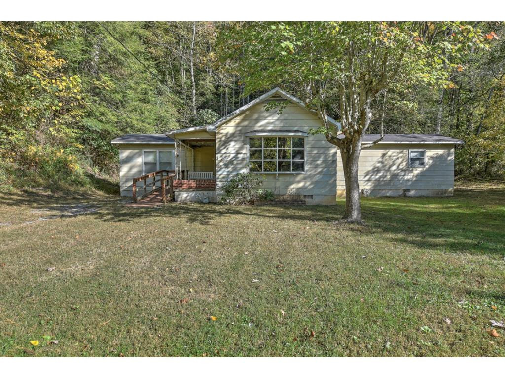 239 Chinquapin Road Erwin, TN 37650 - Photo 3 of 34 Photo 3