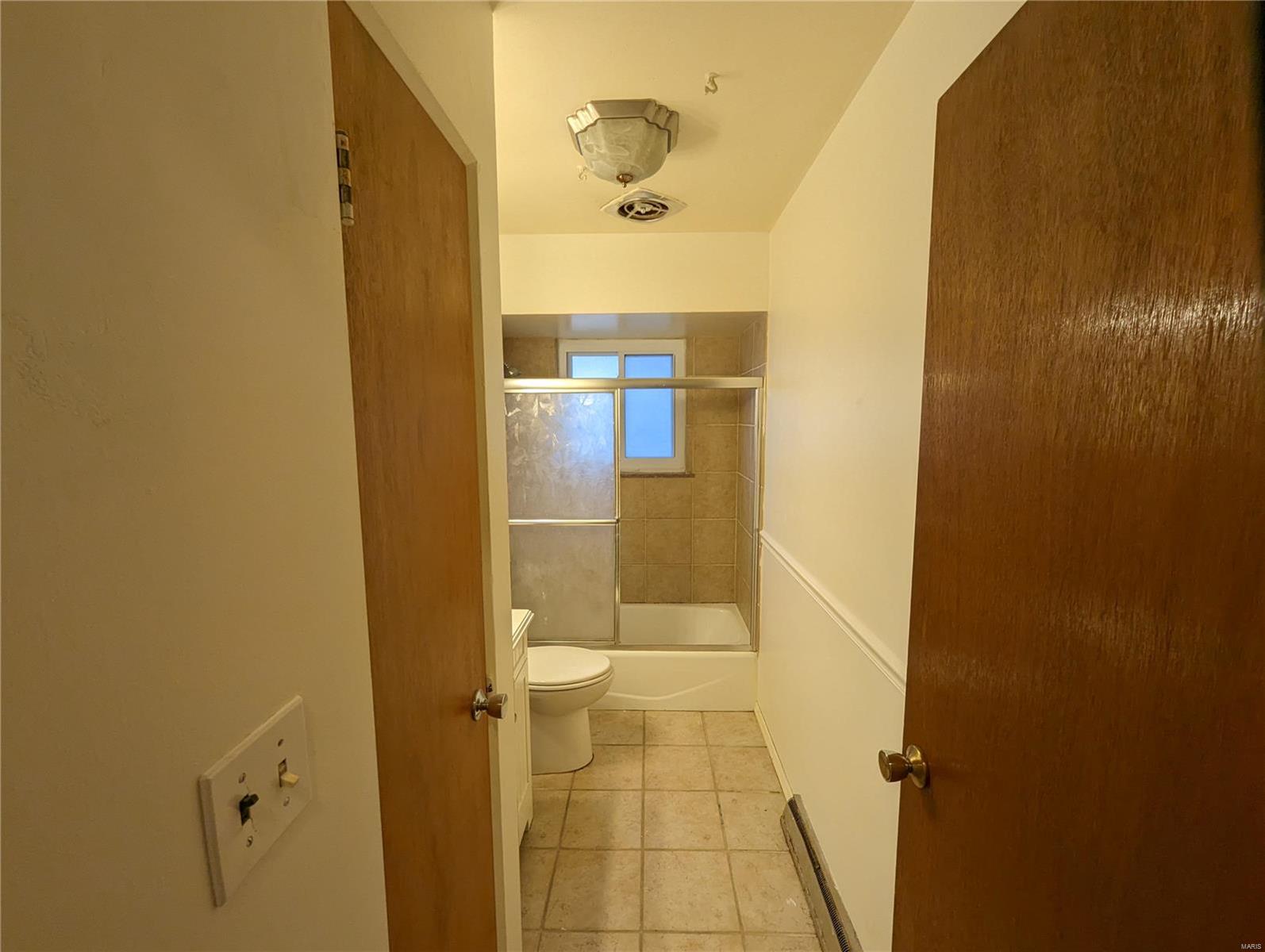 2811 Sunset Drive Granite City, IL 62040 - Photo 13 of 14