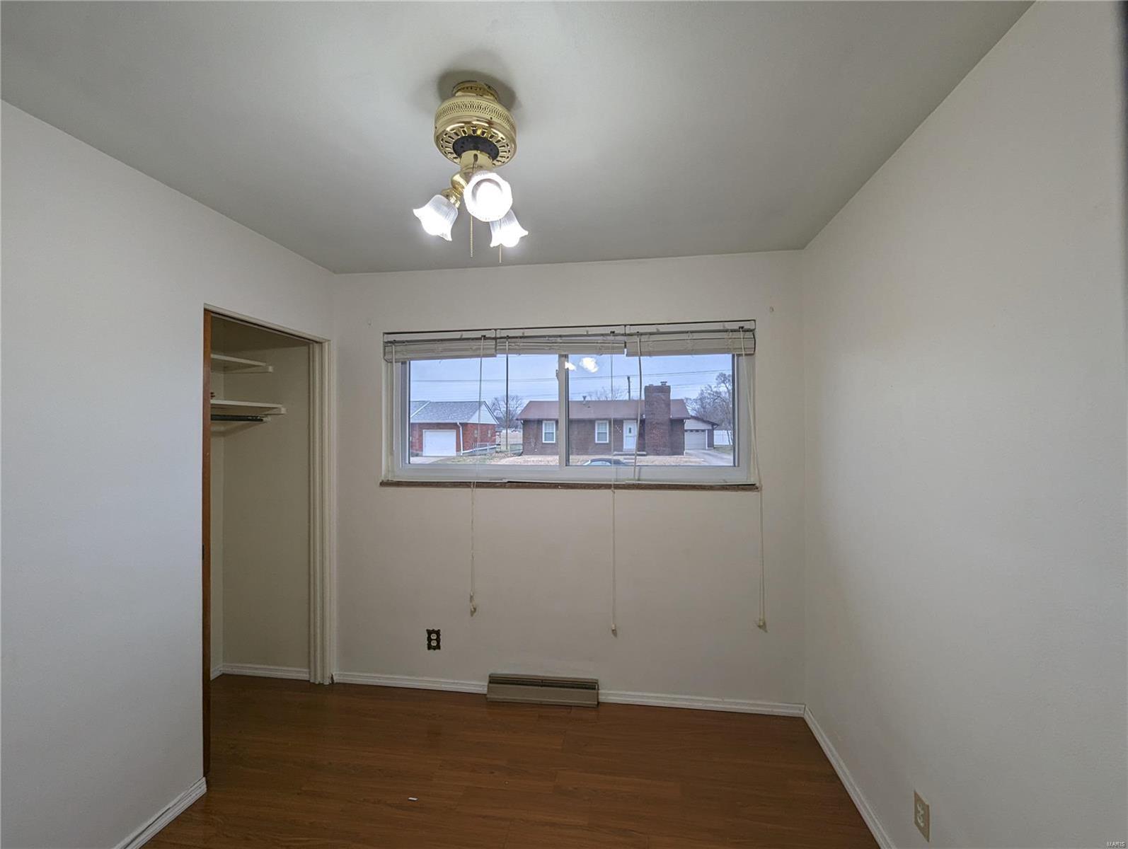 2811 Sunset Drive Granite City, IL 62040 - Photo 9 of 14