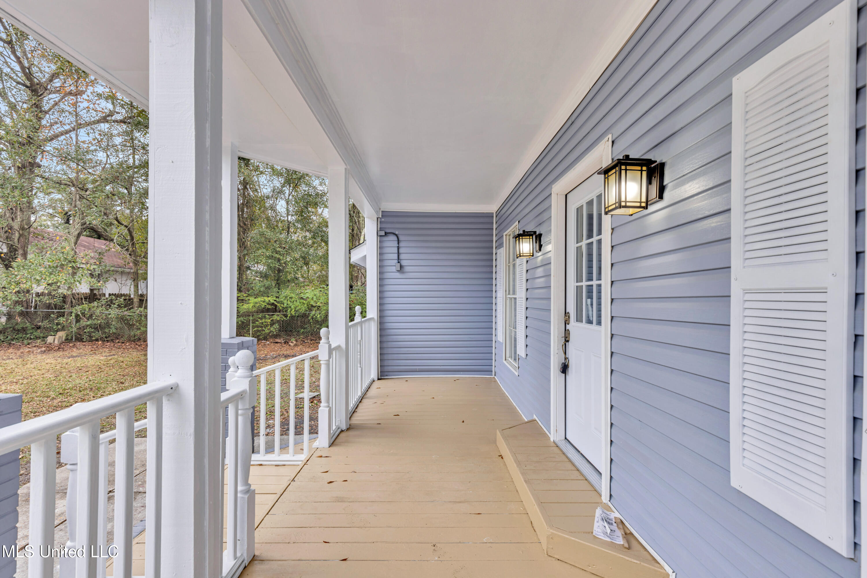 3519 Azalea Street Moss Point, MS 39563 - Photo 4 of 35 3519AzaleaSt-5