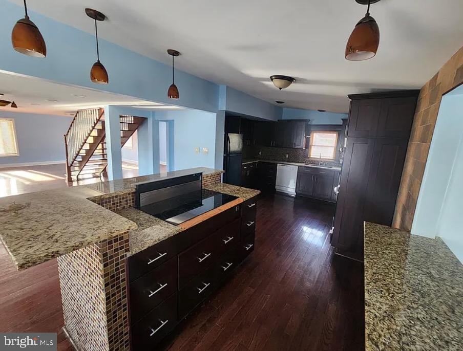 42 Tilbury Road Salem, NJ 08079 - Photo 6 of 10 Spacious kitchen with modern finishes.