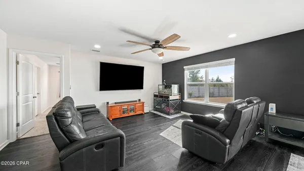 $3,000 | 217 Hodges Bayou Plantation Boulevard, Southport, FL 32409