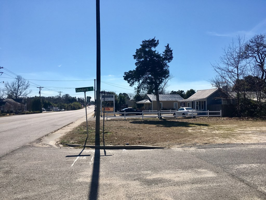 712 Edgefield Road North Augusta, SC 29841 - Photo 2 of 10