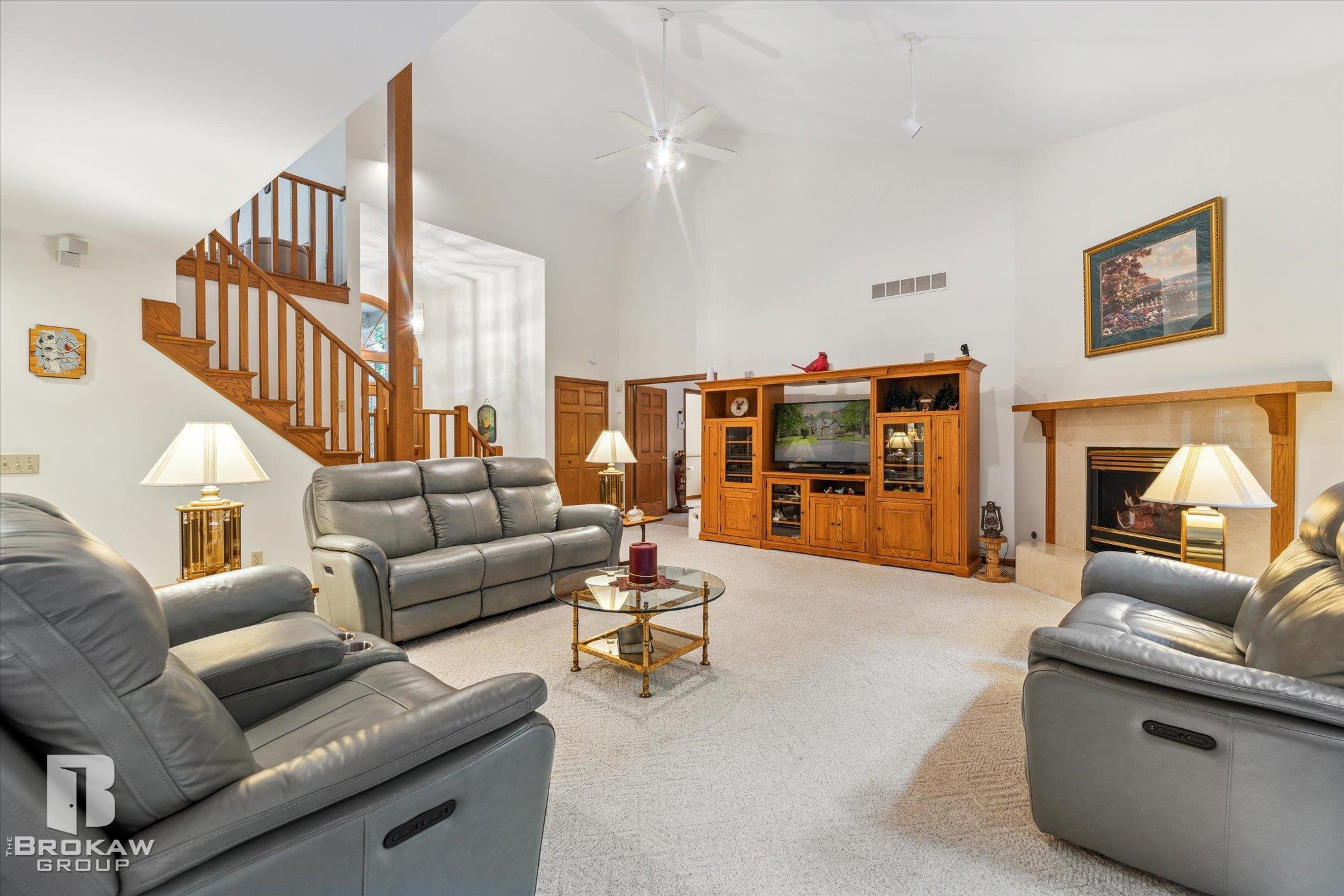 2177 South State Road Davison, MI 48423 - Photo 12 of 57 50151514-296d29ef-eecf-49b9-8474-c2f8620bd1c1.JPG