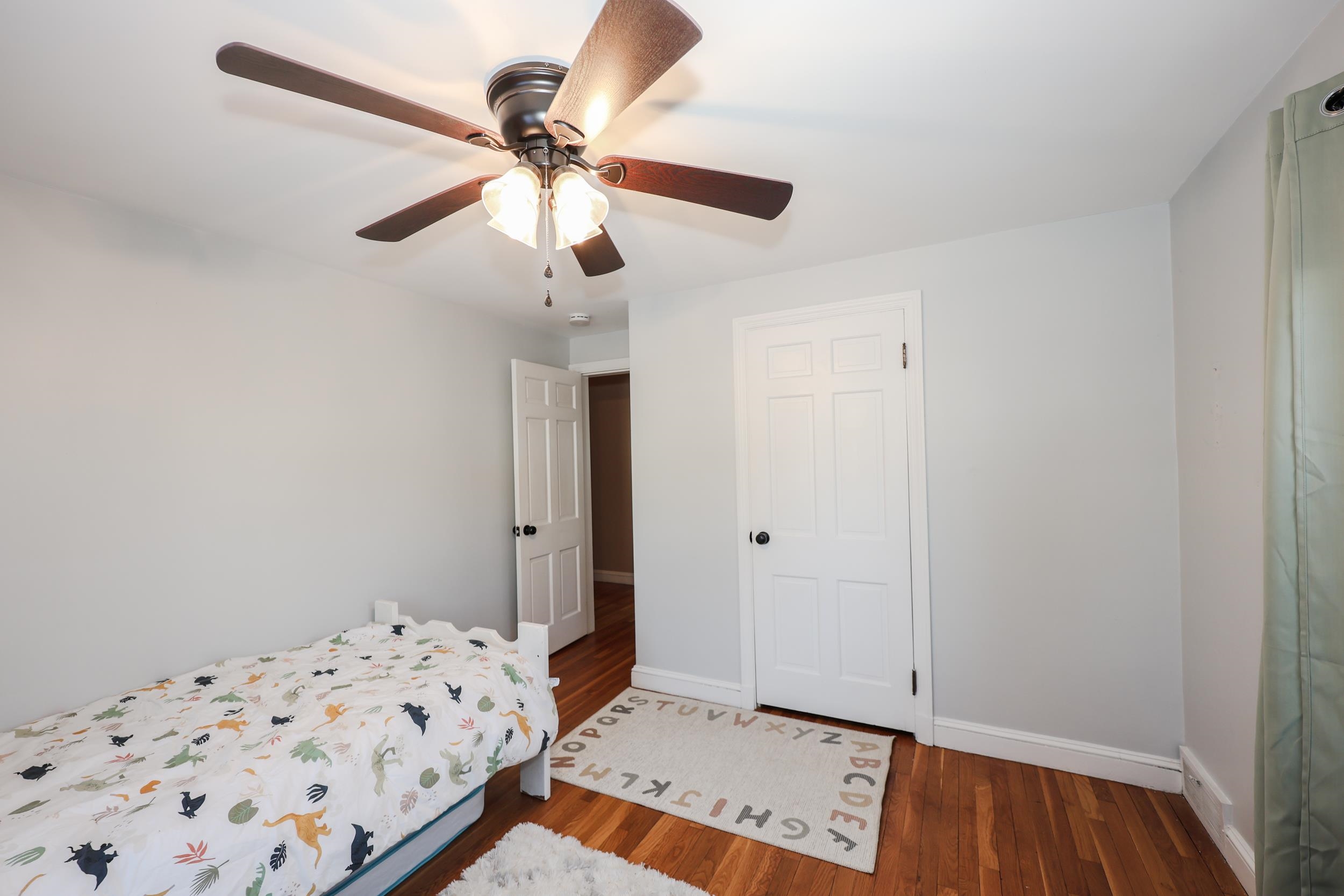 288 Oak Street Manchester, NH 03104 - Photo 31 of 49