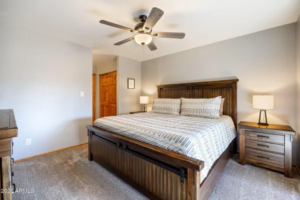 $469,000 | 2654 Palomino Trail, Overgaard, AZ 85933