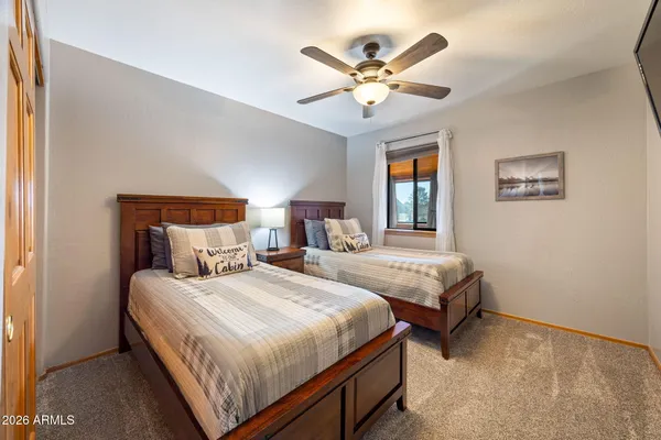 $469,000 | 2654 Palomino Trail, Overgaard, AZ 85933