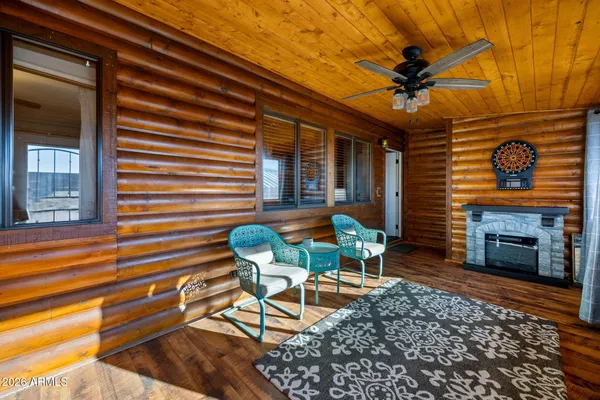 $469,000 | 2654 Palomino Trail, Overgaard, AZ 85933