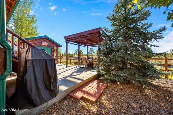 $469,000 | 2654 Palomino Trail, Overgaard, AZ 85933