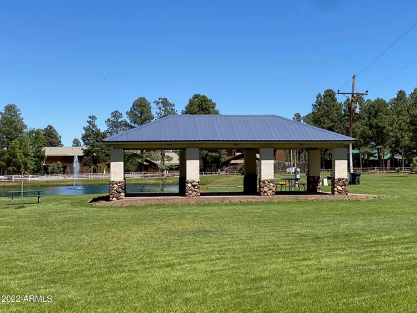 $469,000 | 2654 Palomino Trail, Overgaard, AZ 85933