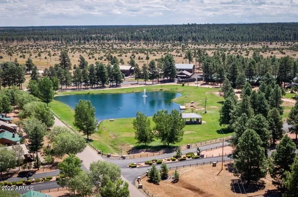 $469,000 | 2654 Palomino Trail, Overgaard, AZ 85933