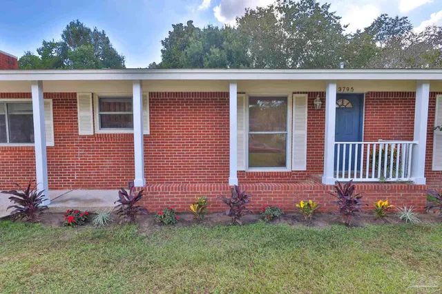 $339,000 | 3795 Summer Drive, Pensacola, FL 32504