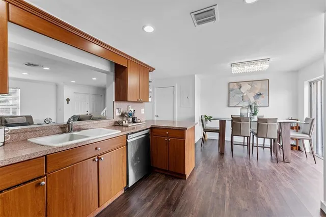 $3,000 | 12256 Northwest 36th Place, Sunrise, FL 33323