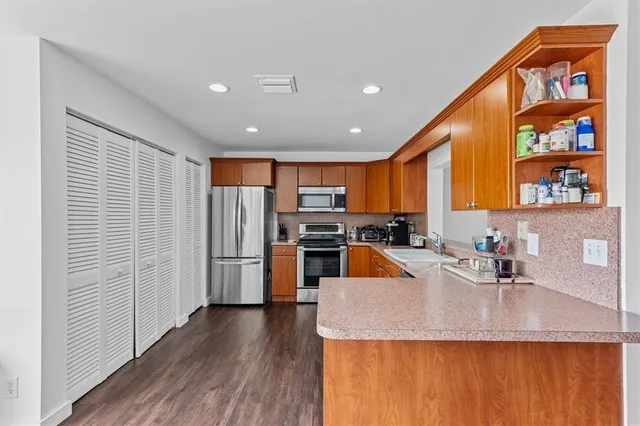 $3,000 | 12256 Northwest 36th Place, Sunrise, FL 33323