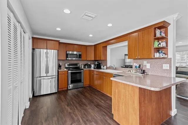 $3,000 | 12256 Northwest 36th Place, Sunrise, FL 33323