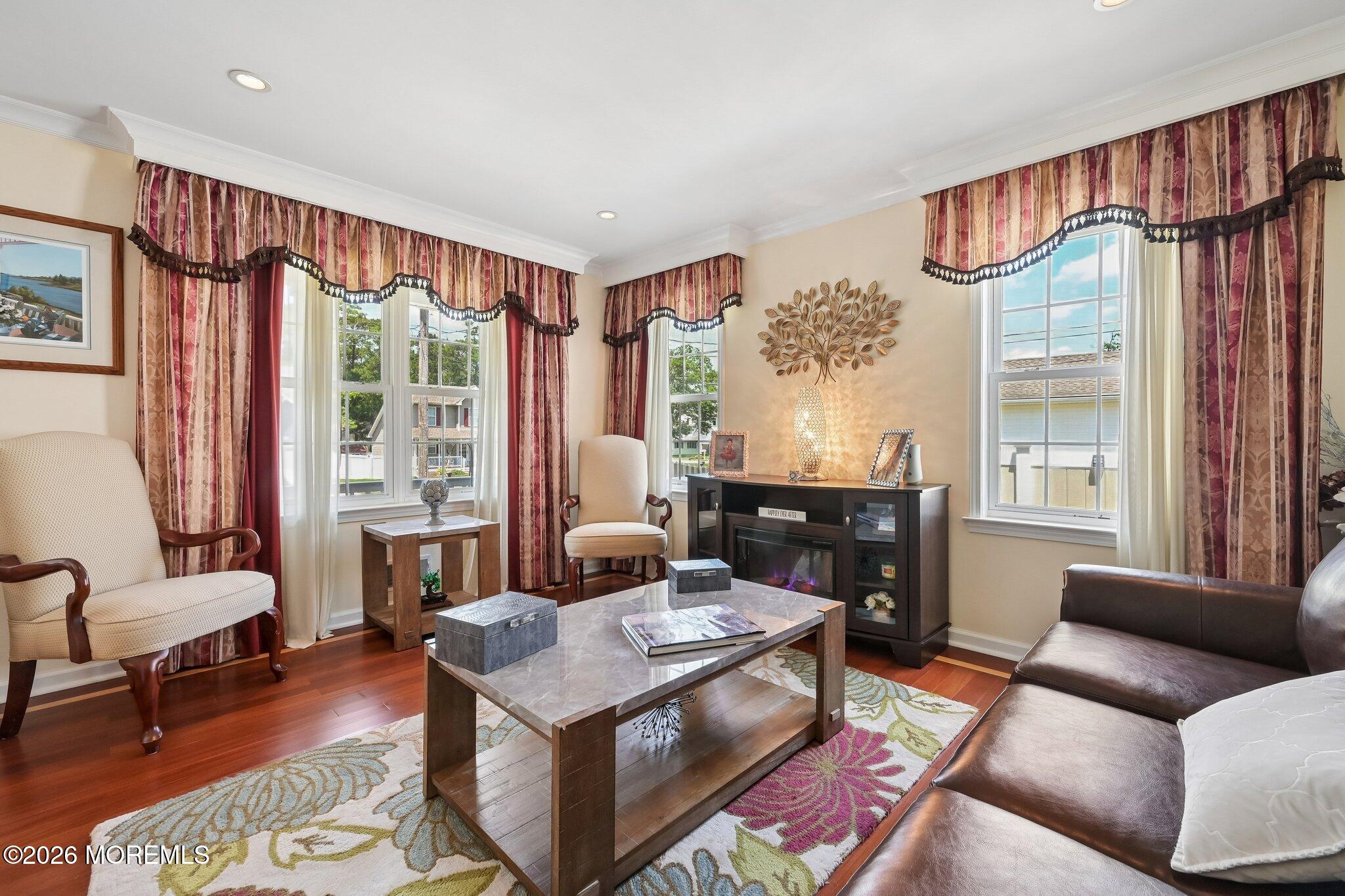 155 Riptide Avenue Manahawkin, NJ 08050 - Photo 9 of 34 003