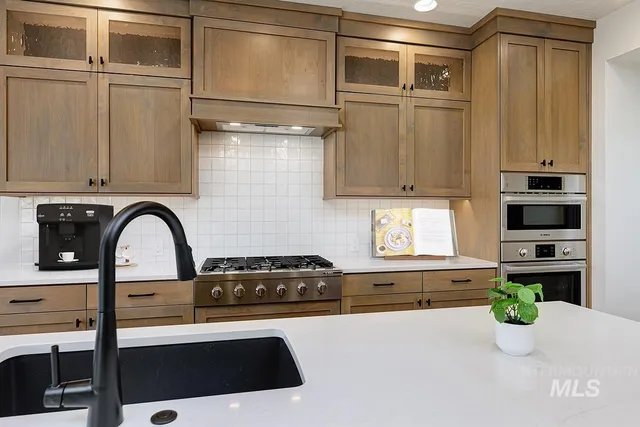 $709,800 | 7026 South Palatino Avenue, Meridian, ID 83642