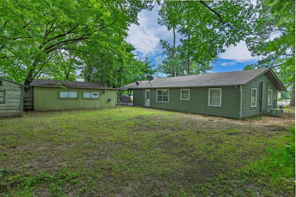122 Fm 275 Emory, TX 75440 - Photo 26 of 38 a view of a house with a backyard