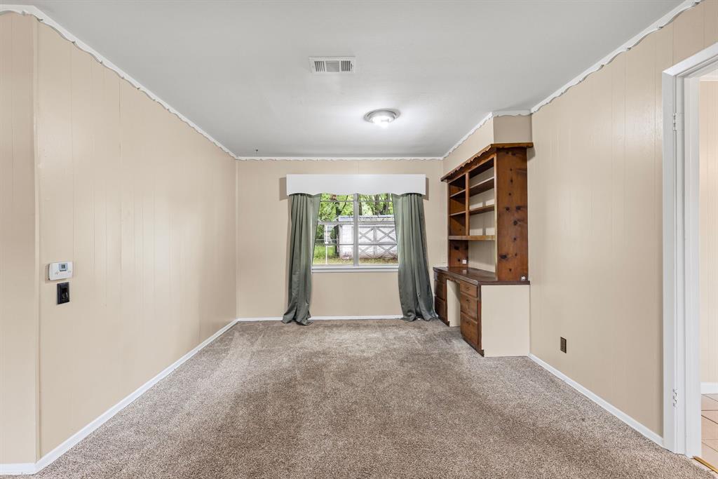 122 Fm 275 Emory, TX 75440 - Photo 9 of 38 a view of an empty room with a window
