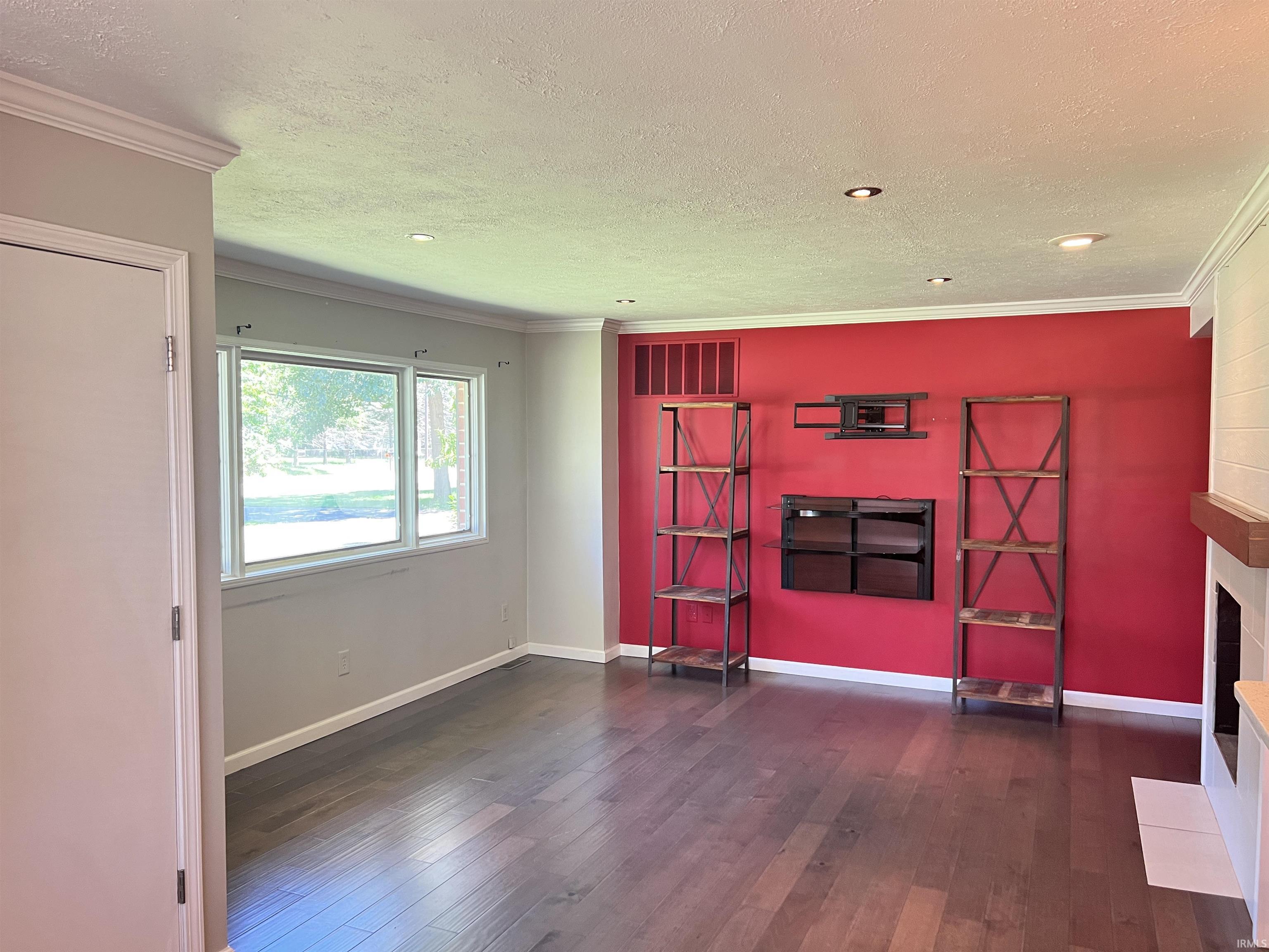 51795 Juniper Road South Bend, IN 46637 - Photo 5 of 45 Gallery Image 5