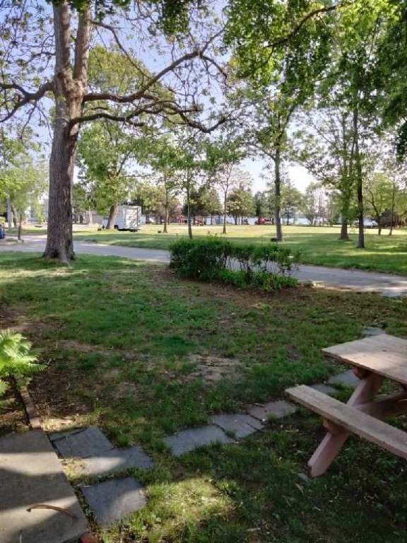 25W Budlong Farm Road Warwick, RI 02886 - Photo 6 of 8