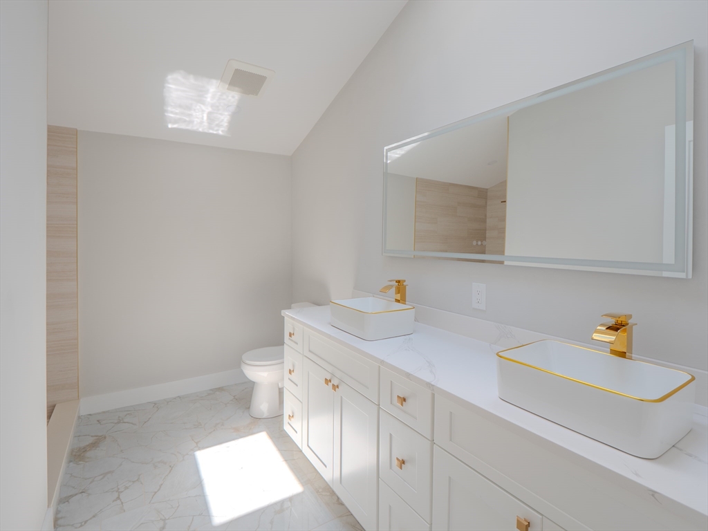 76 Center Street, Unit B Plympton, MA 02367 - Photo 29 of 31