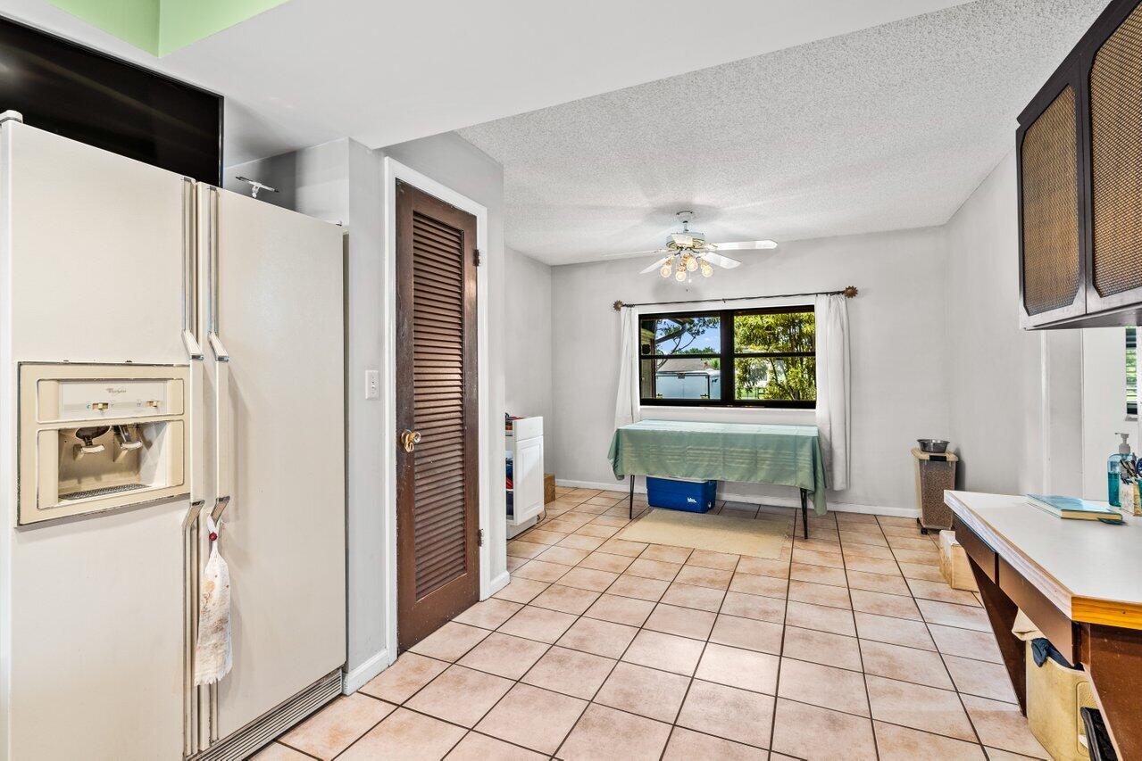 5212 Colbright Road Lake Worth, FL 33467 - Photo 8 of 34 017-5212ColbrightRoad-LakeWorth-FL-33467