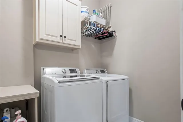 $899,999 | 2628 West 162nd Terrace, Overland Park, KS 66085