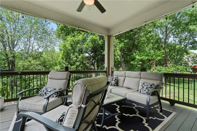 $924,950 | 2628 West 162nd Terrace, Overland Park, KS 66085