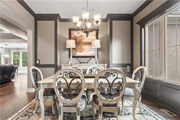 $899,999 | 2628 West 162nd Terrace, Overland Park, KS 66085