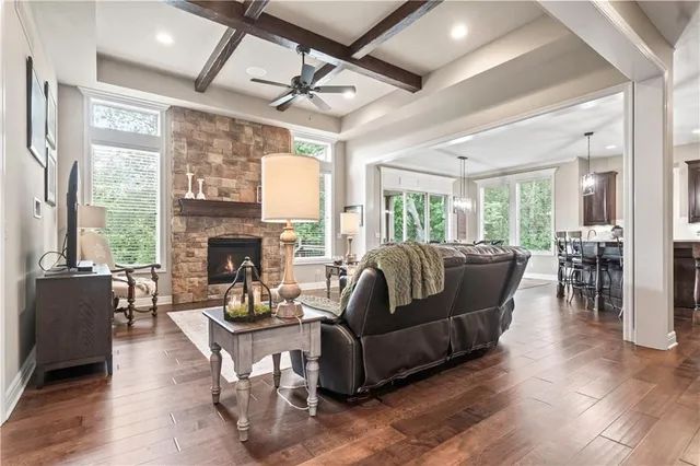 $899,999 | 2628 West 162nd Terrace, Overland Park, KS 66085