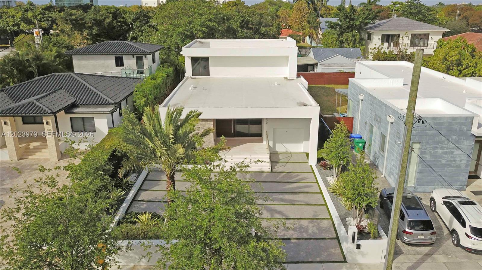 330 Southwest 19th Road Miami, FL 33129 - Photo 36 of 37