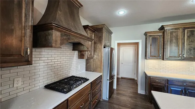 $585,000 | 8140 Northwest 90th Street, Kansas City, MO 64153