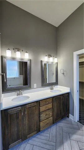 $585,000 | 8140 Northwest 90th Street, Kansas City, MO 64153