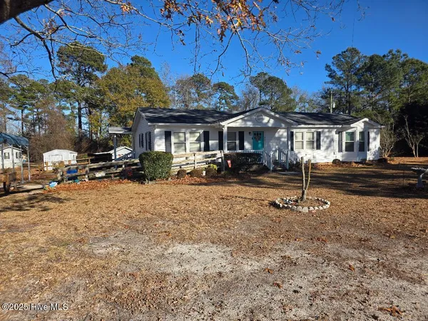 $205,000 | 1500 Microwave Tower Road, Roseboro, NC 28382