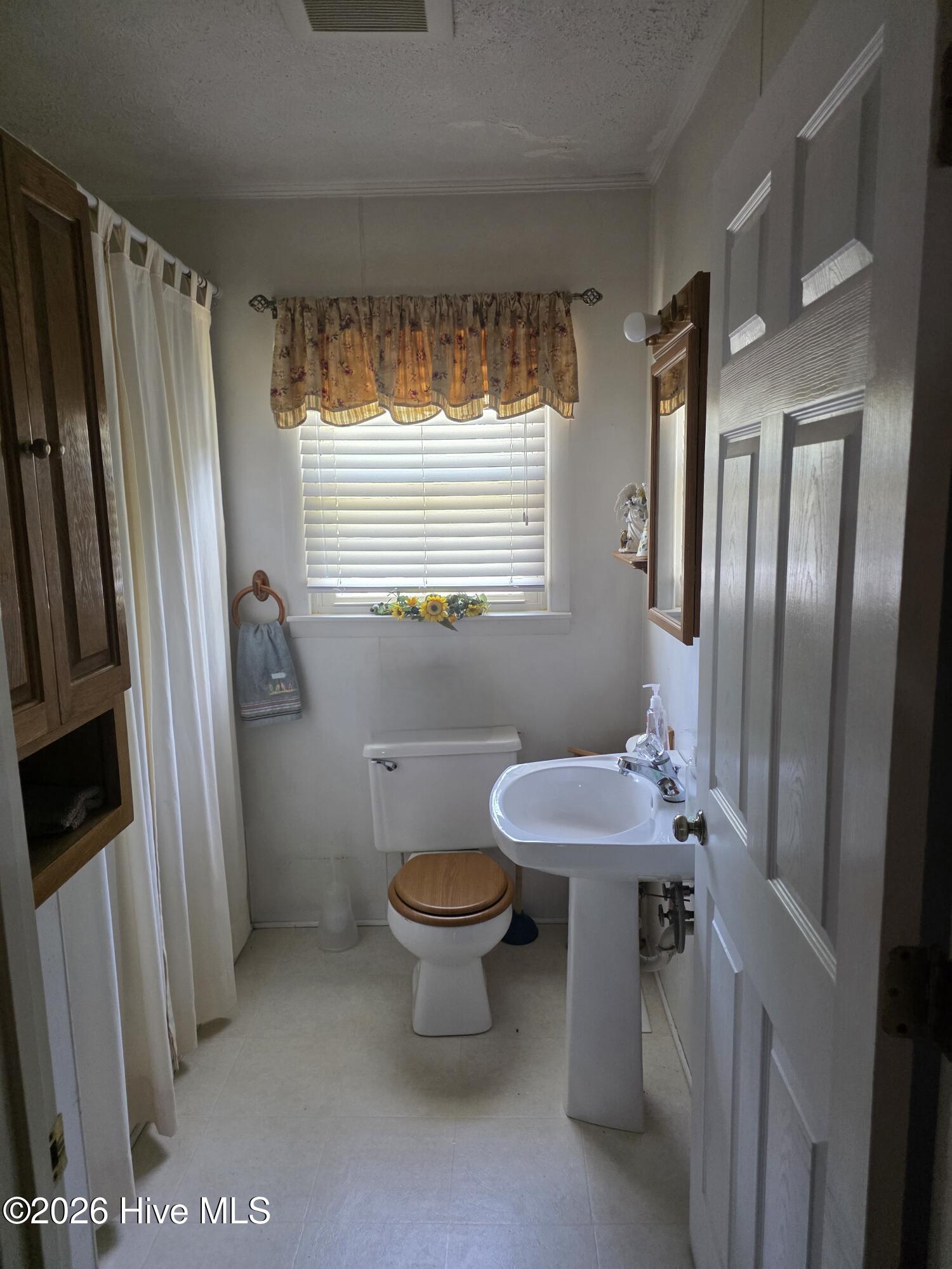 1500 Microwave Tower Road Roseboro, NC 28382 - Photo 12 of 22 20260416_133402