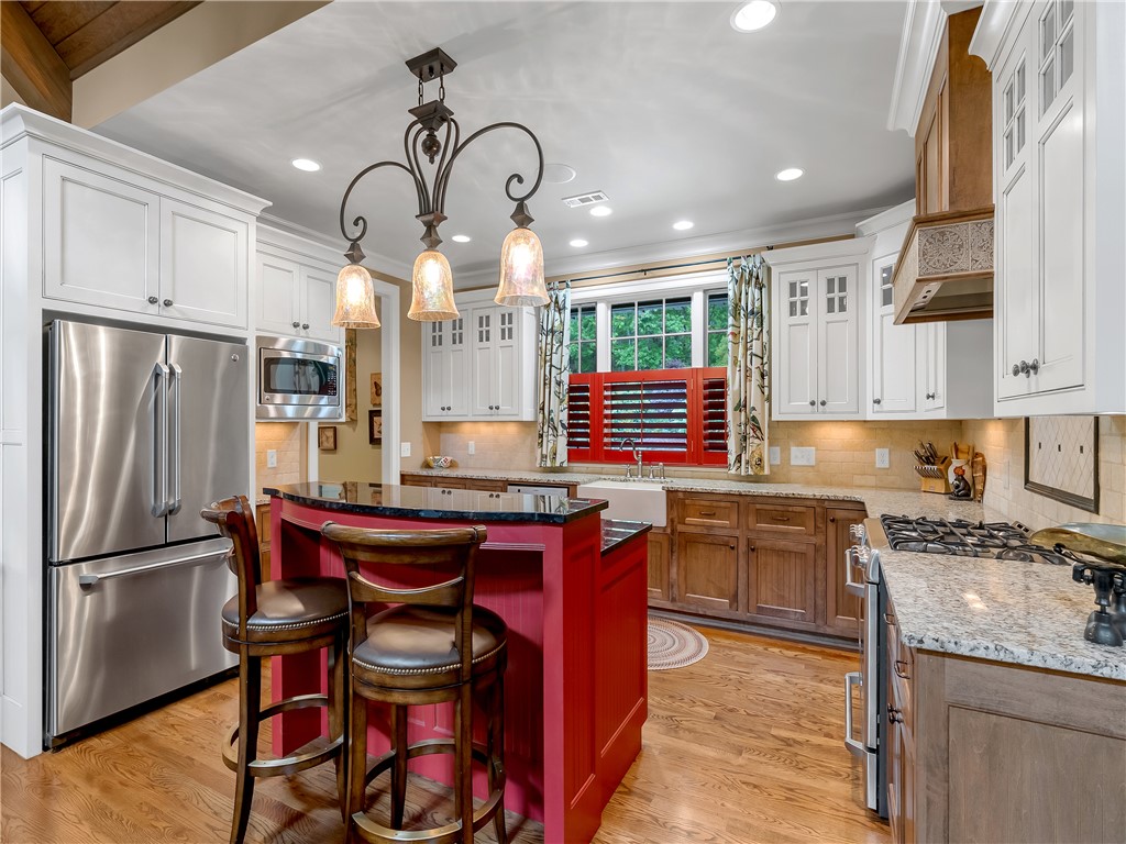 113 Bell Flower Drive Sunset, SC 29685 - Photo 11 of 45