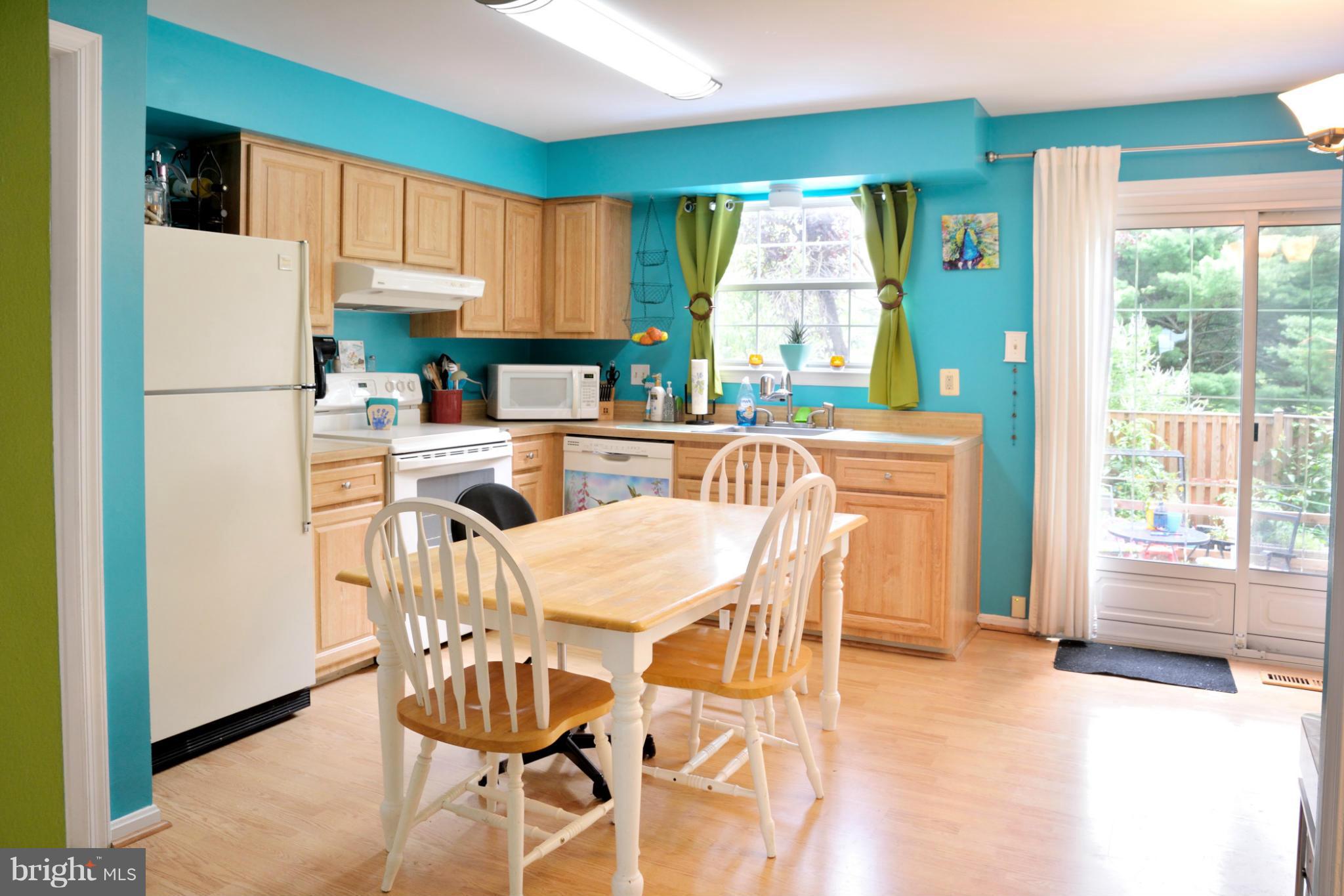 12 London Bridge Court Silver Spring, MD 20906 - Photo 12 of 25 Kitchen