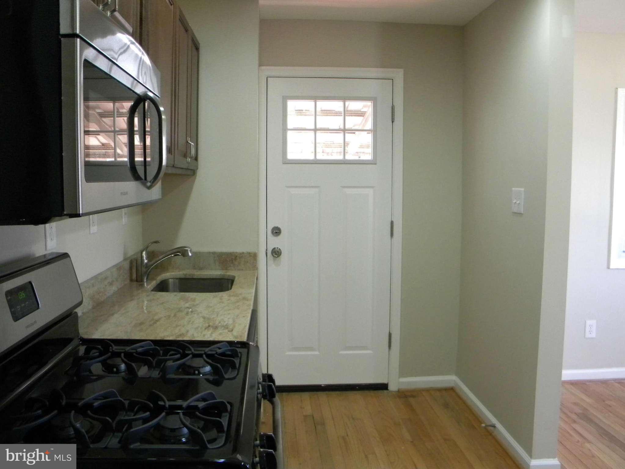 2409 Fire House Road Hyattsville, MD 20785 - Photo 11 of 30 Kitchen